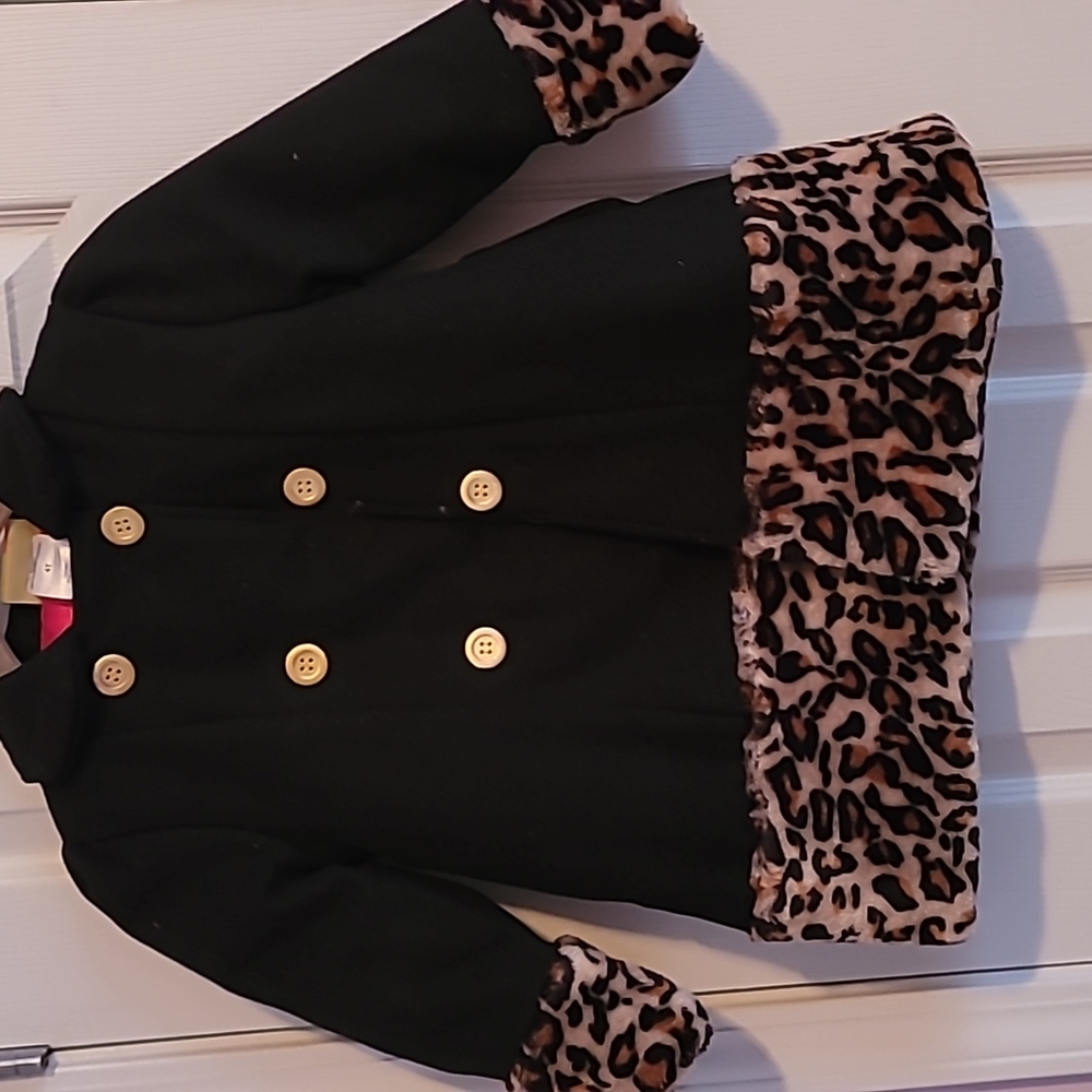 Girls cheetah size 4t cheetah jacket with hat